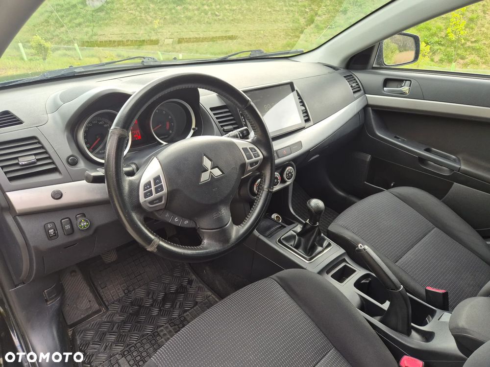 Mitsubishi Lancer 1.8 Intense LPG - 13