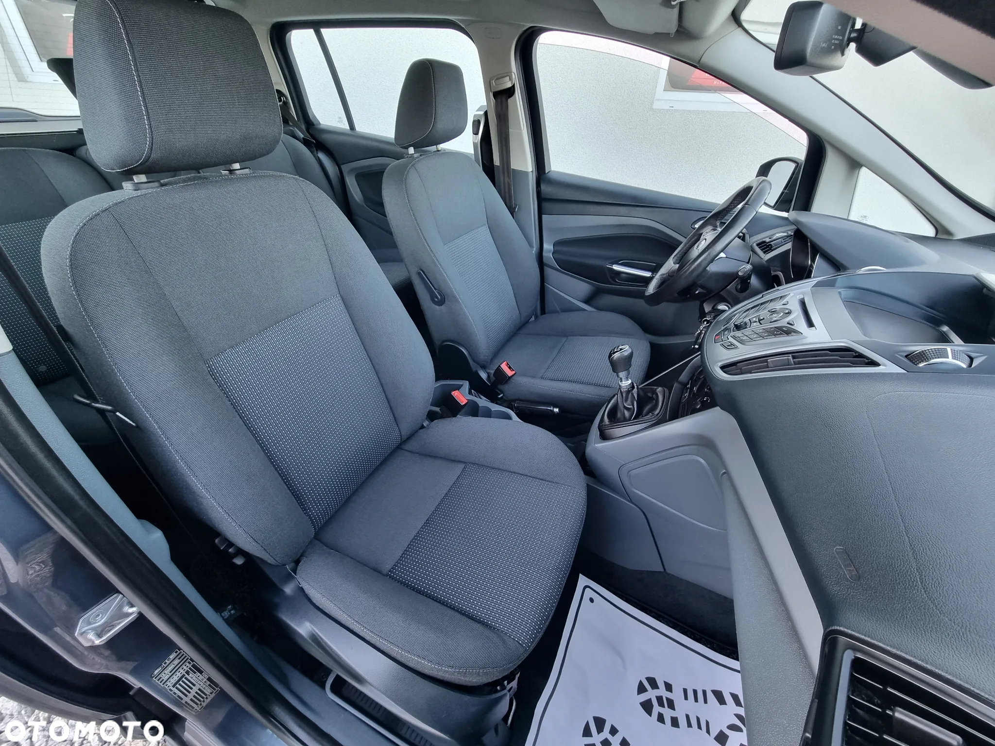 Ford Grand C-MAX 1.6 TDCi Titanium - 12