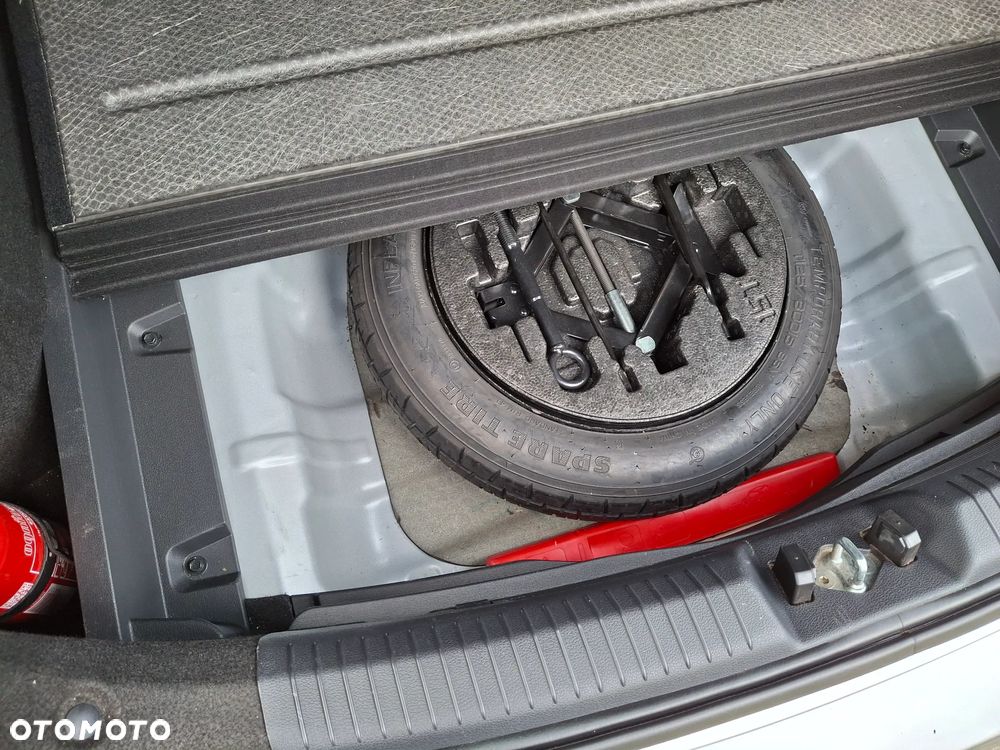 Hyundai i30 1.5 DPI Classic + - 31