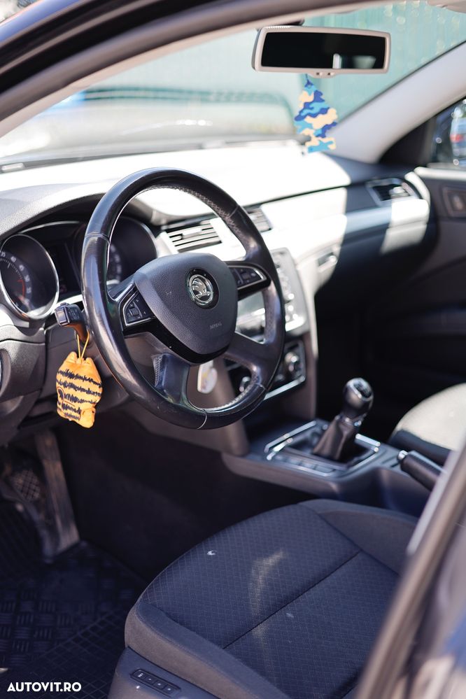 Skoda Superb 1.6 TDI Active - 22