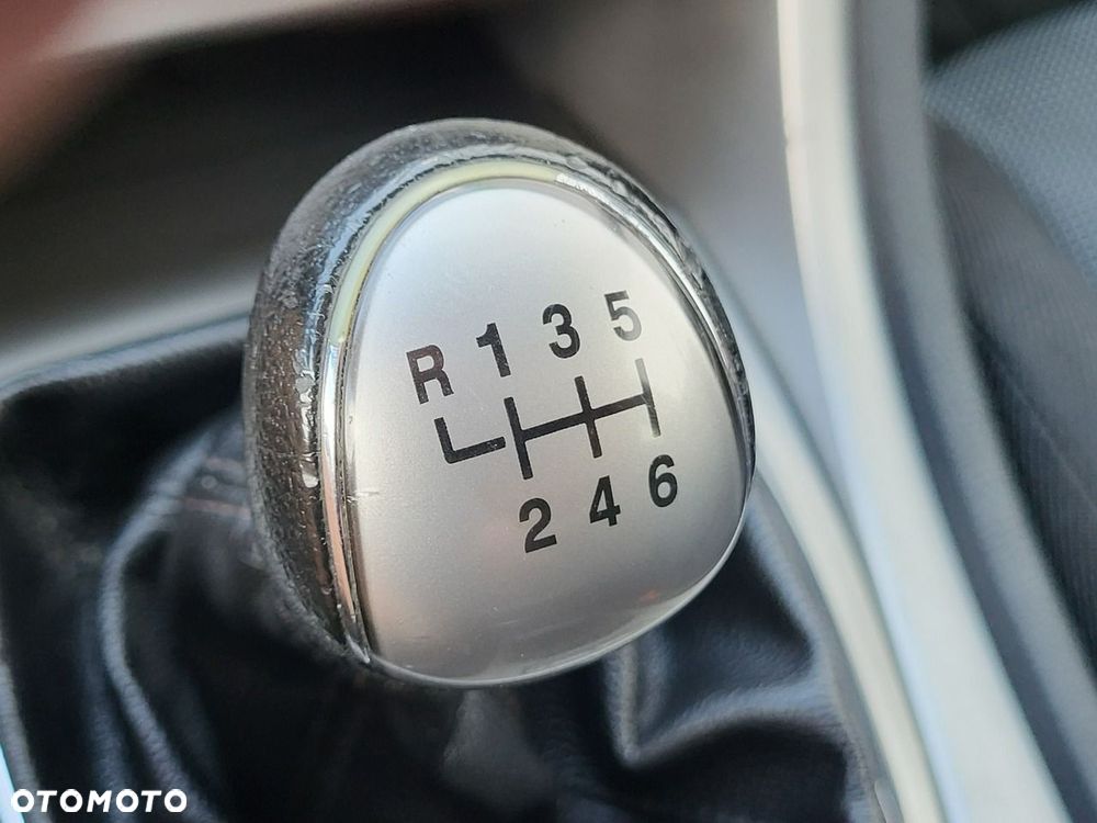 Ford Mondeo - 27