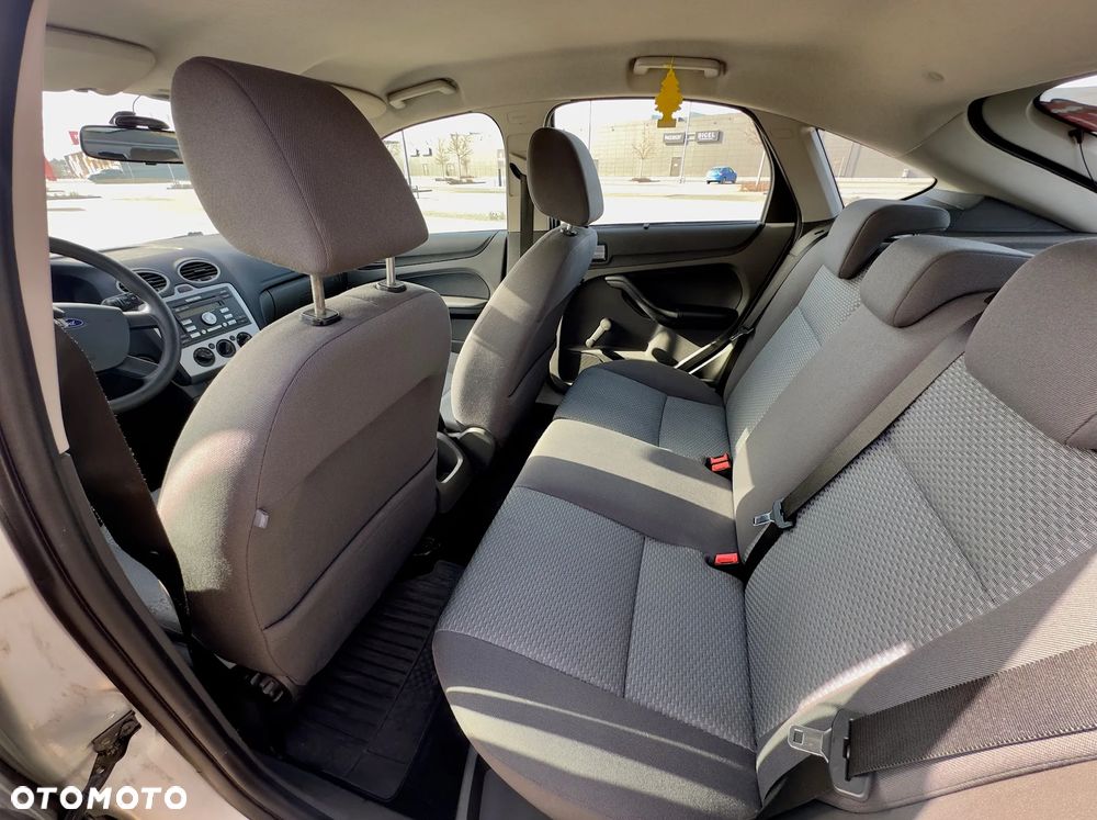 Ford Focus 2.0 FX Silver / Silver X - 11