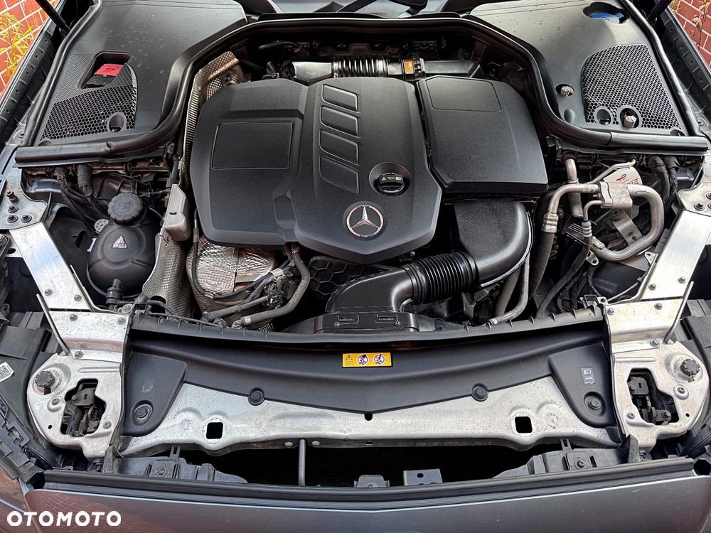 Mercedes-Benz Klasa E 220 d 4Matic All-Terrain 9G-TRONIC Avantgarde - 20