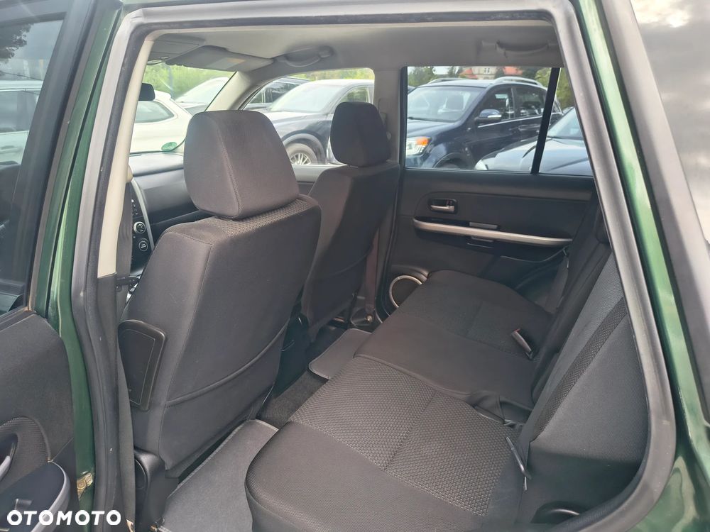 Suzuki Grand Vitara 2.0 Comfort Style - 15
