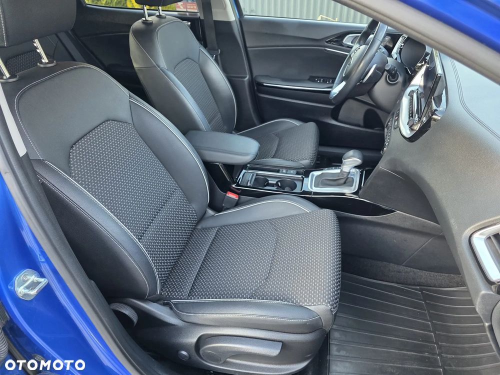 Kia XCeed 1.5 T-GDI L Business Line DCT - 8