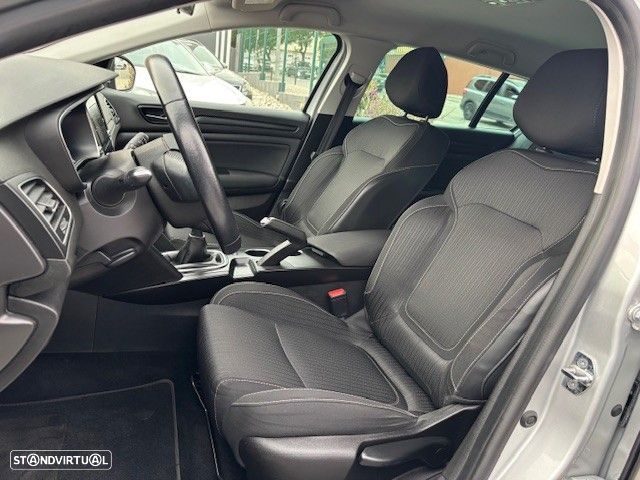 Renault Mégane Sport Tourer 1.5 dCi Intens - 18