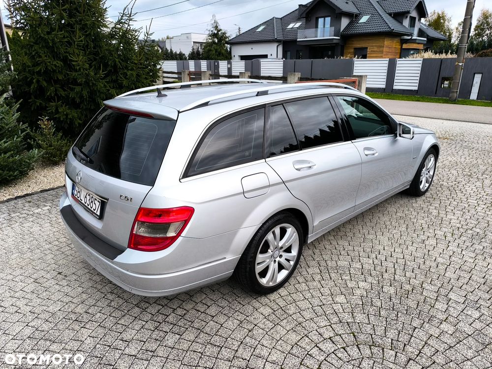 Mercedes-Benz Klasa C 180 CGI BlueEff Avantgarde - 8