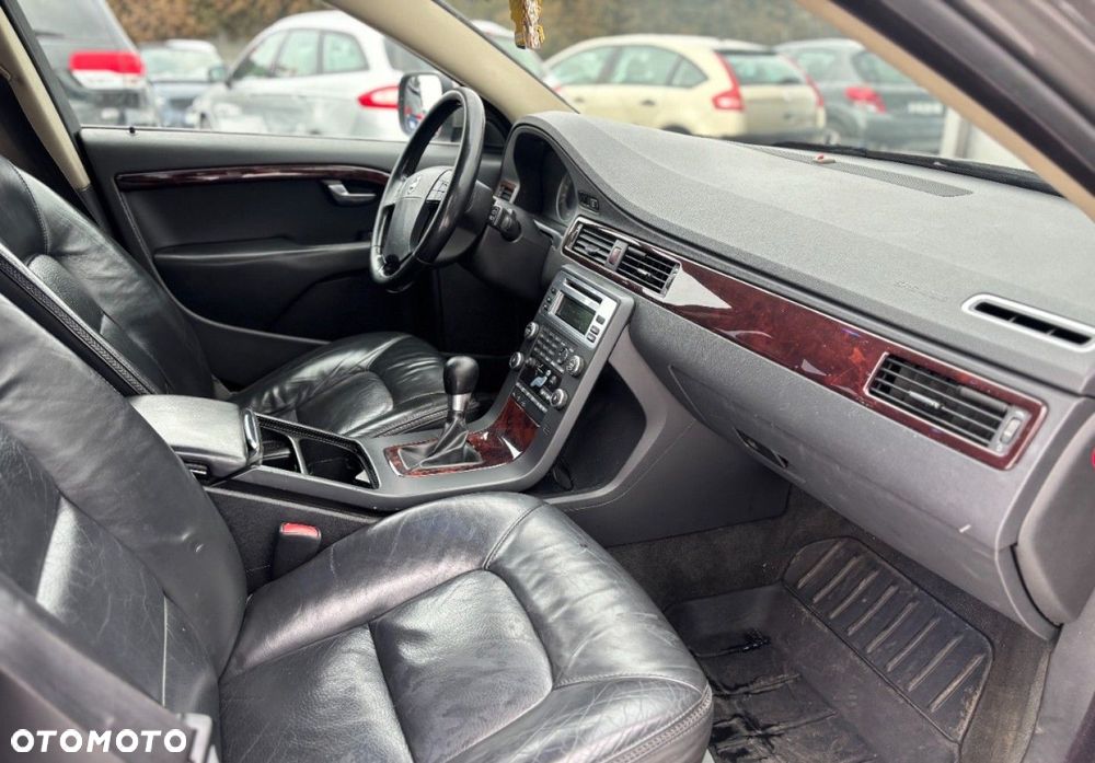 Volvo XC 70 - 9