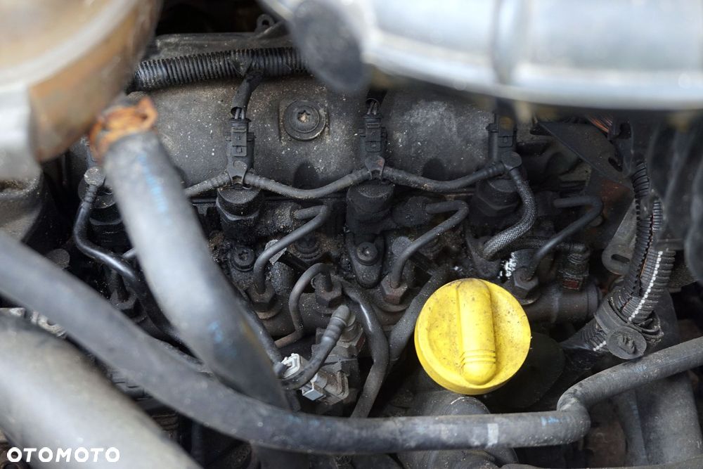 WTRYSKIWACZE WTRYSKI MASTER II LIFT 1.9 DCI 8200100272 0445110110 RENAULT 2003-2010 - 1