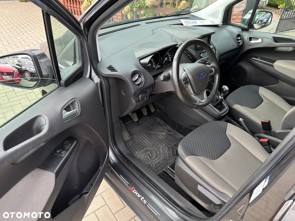 Ford Tourneo Courier - 6