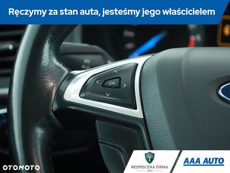 Ford S-Max - 17