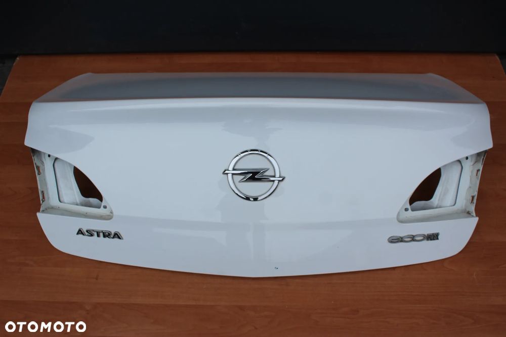 KLAPA BAGAŻNIKA OPEL ASTRA J SEDAN Z40R EUROPA