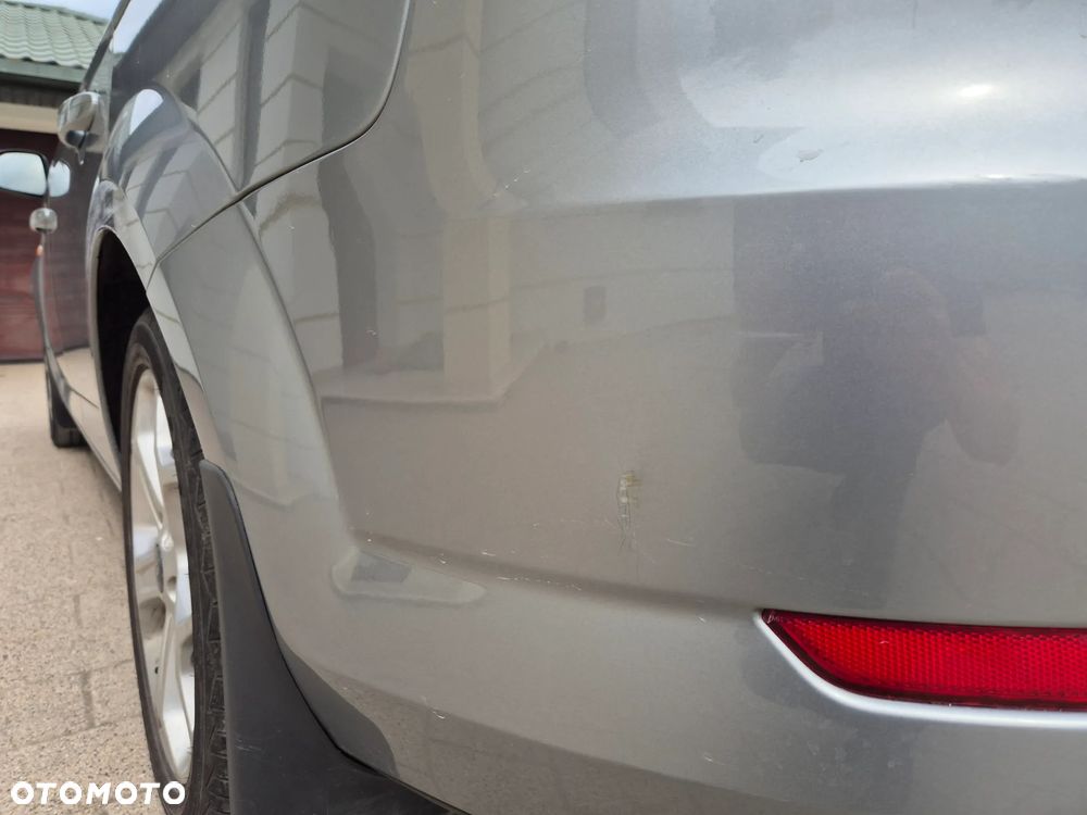 Ford Mondeo 2.0 Trend - 12