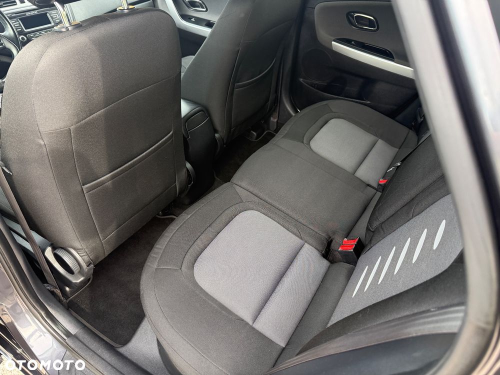 Kia Ceed - 25