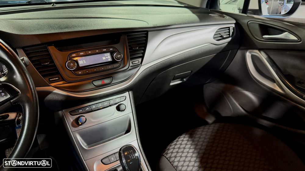 Opel Astra 1.6 CDTI Dynamic S/S - 24