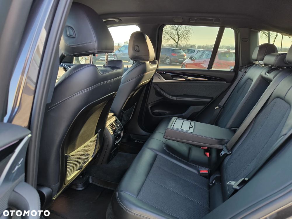 BMW X3 xDrive20d Luxury Line sport - 17