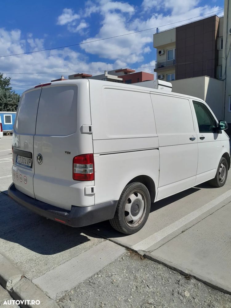 Volkswagen Transporter - 3