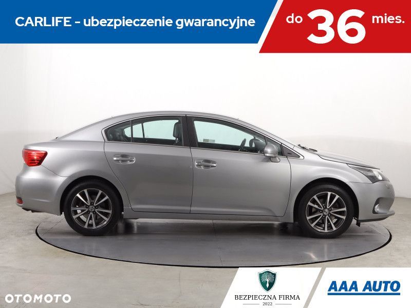 Toyota Avensis - 8