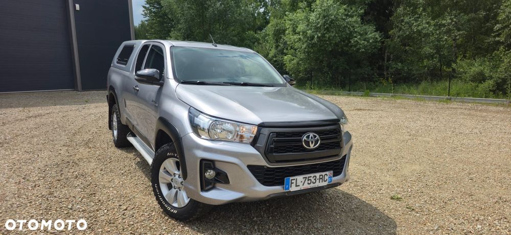 Toyota Hilux 2.4 D-4D Extra Cab SR 4x4 - 12