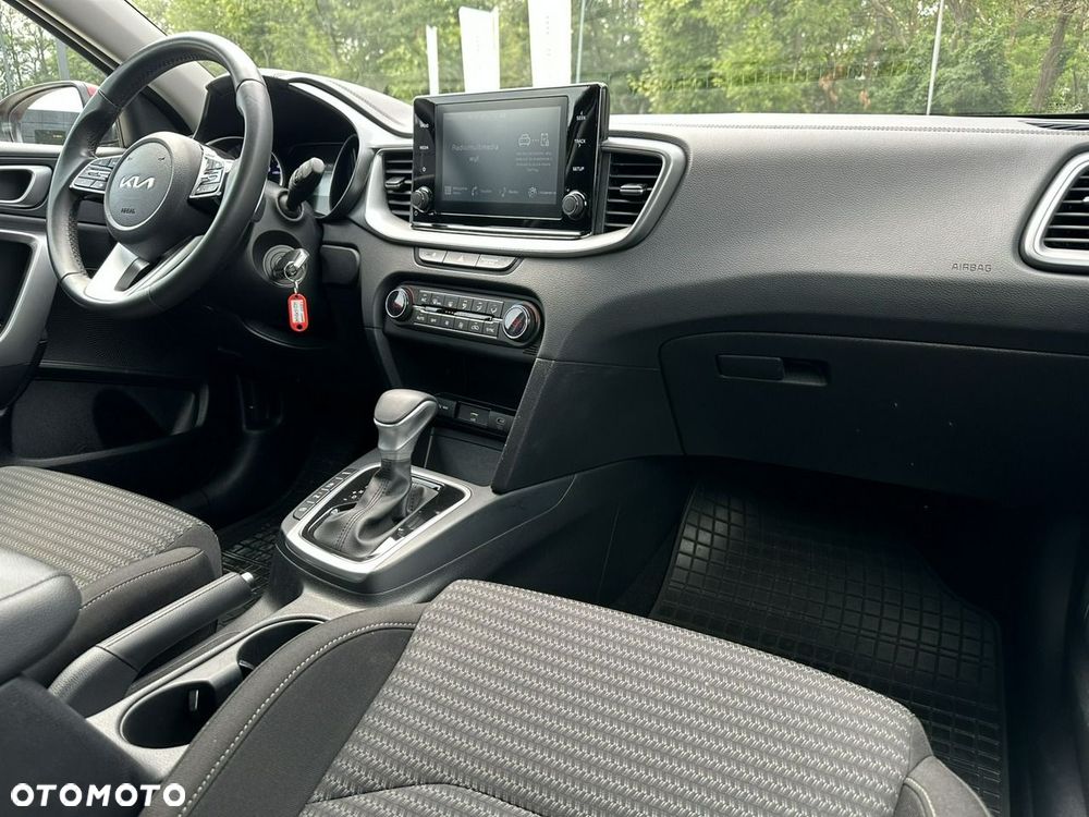 Kia Ceed 1.5 T-GDI M DCT - 19