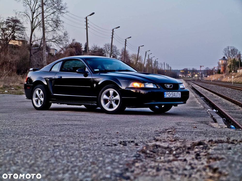 Ford Mustang - 11