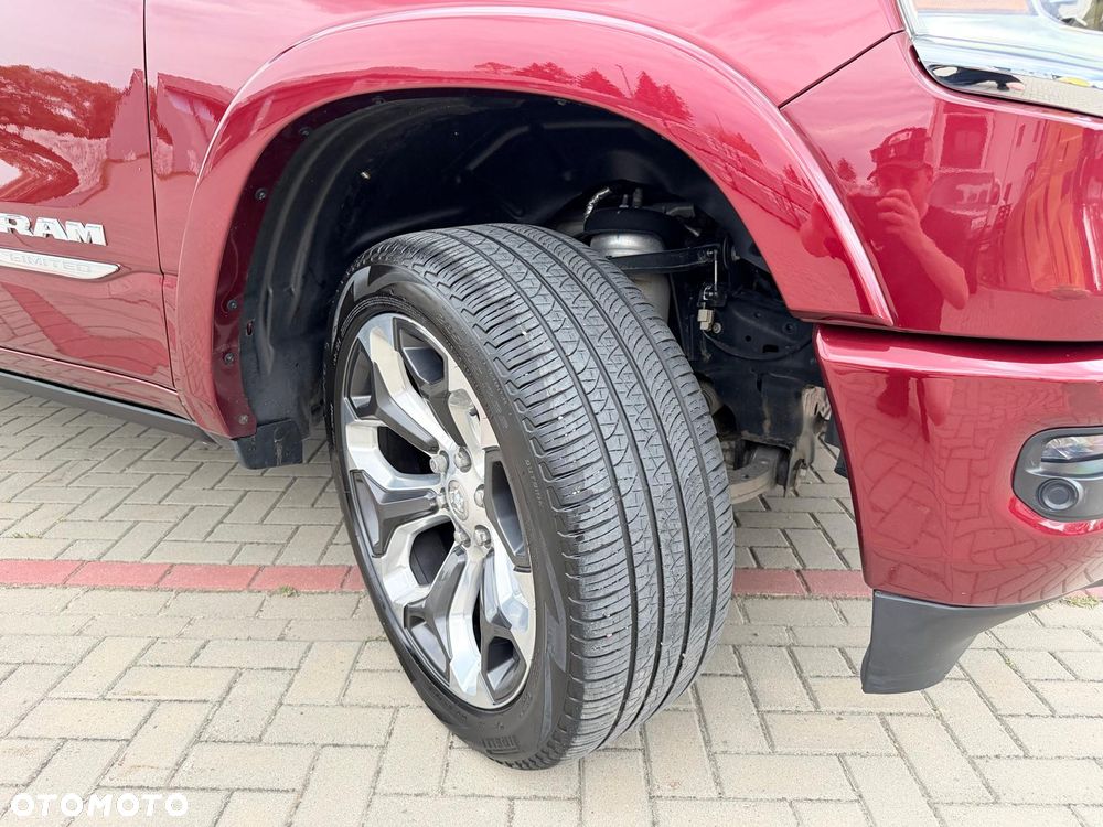 RAM 1500 5.7 eTorque Crew Cab Shortbed Limited Chrome - 35