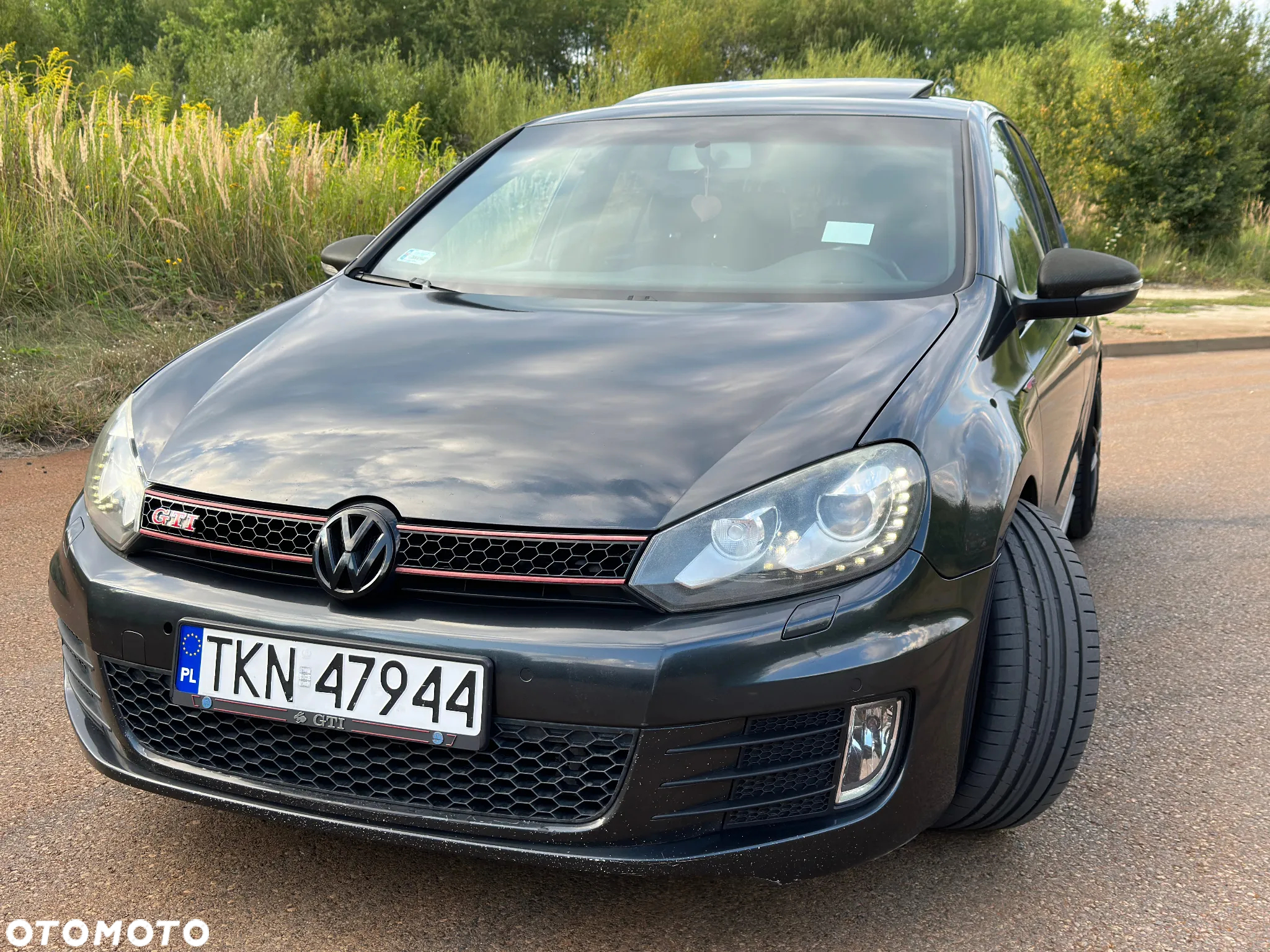 Volkswagen Golf VI 2.0 TSI GTI - 2