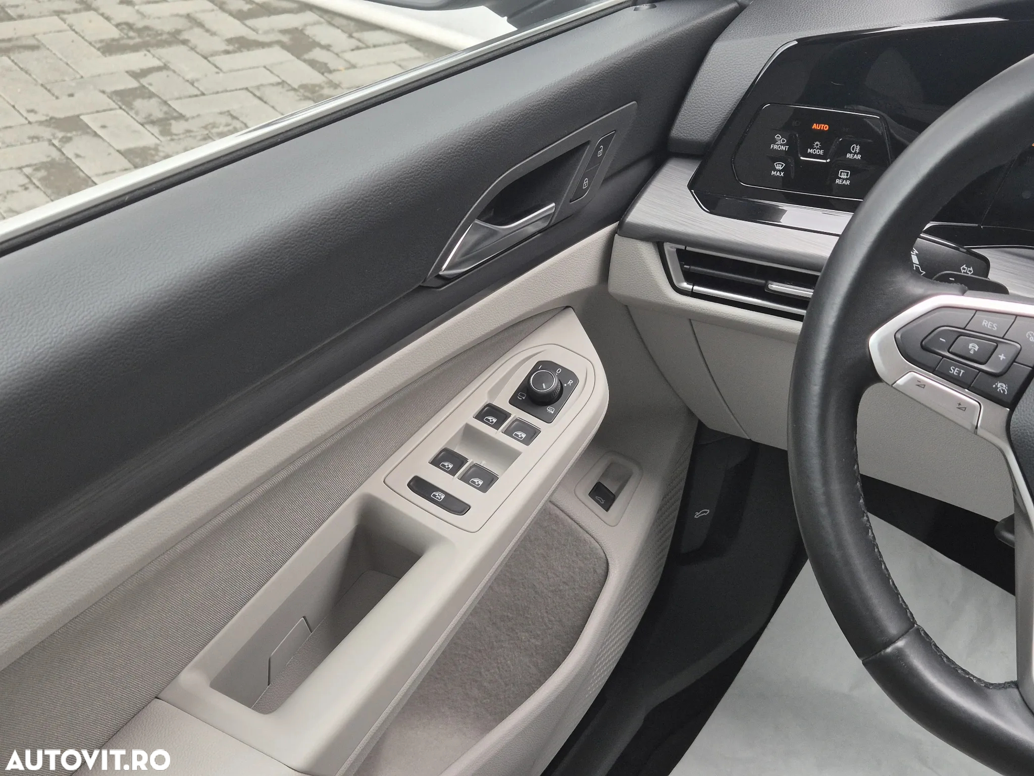 Volkswagen Golf Variant 2.0 TDI 150CP DSG Style - 17