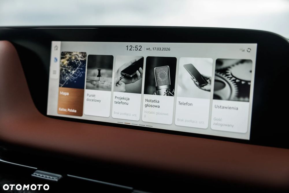 Genesis G90 3.5T V6 AT8 SWB Luxury Plus - 25