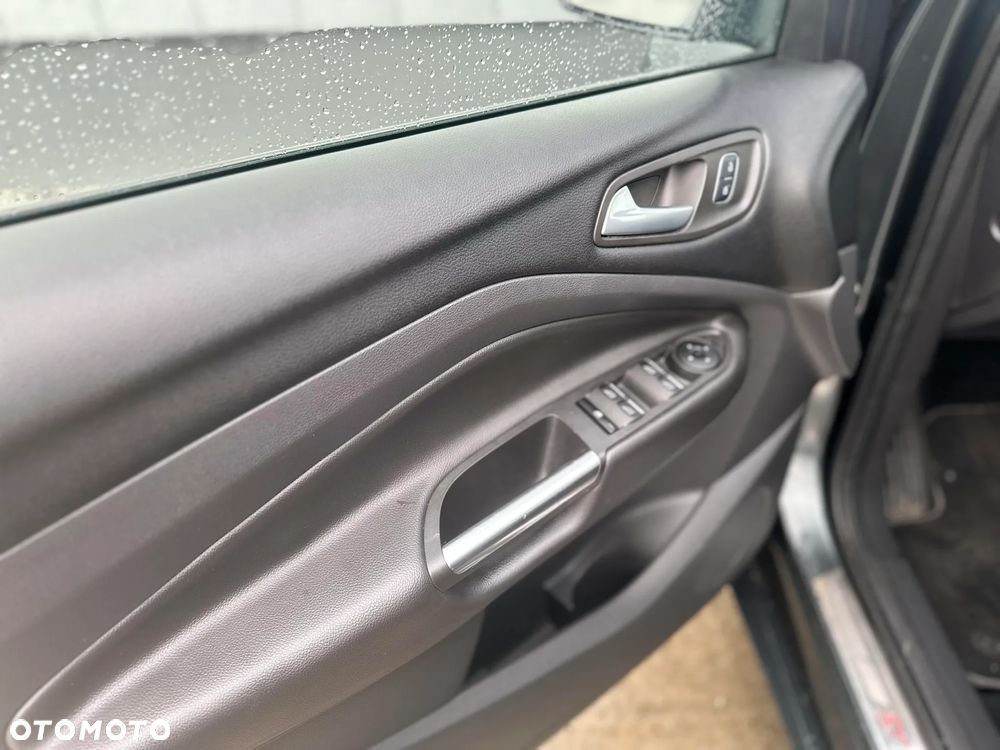 Ford Kuga 2.0 TDCi AWD ST-Line Black - 14