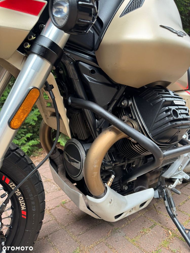 Moto Guzzi V85 - 14