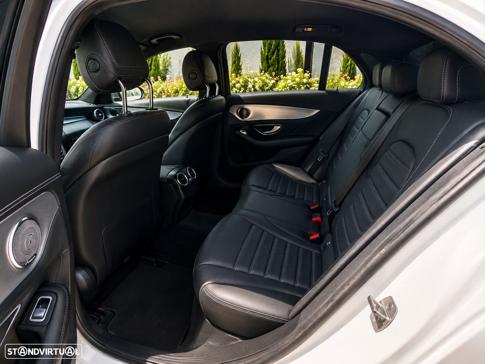 Mercedes-Benz GLC 220 d 4Matic 9G-TRONIC AMG Line - 7