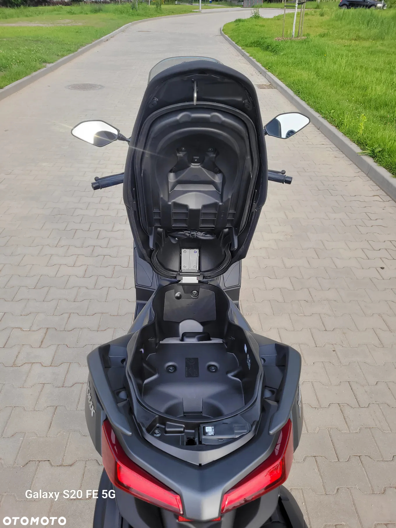 Yamaha X-max - 15