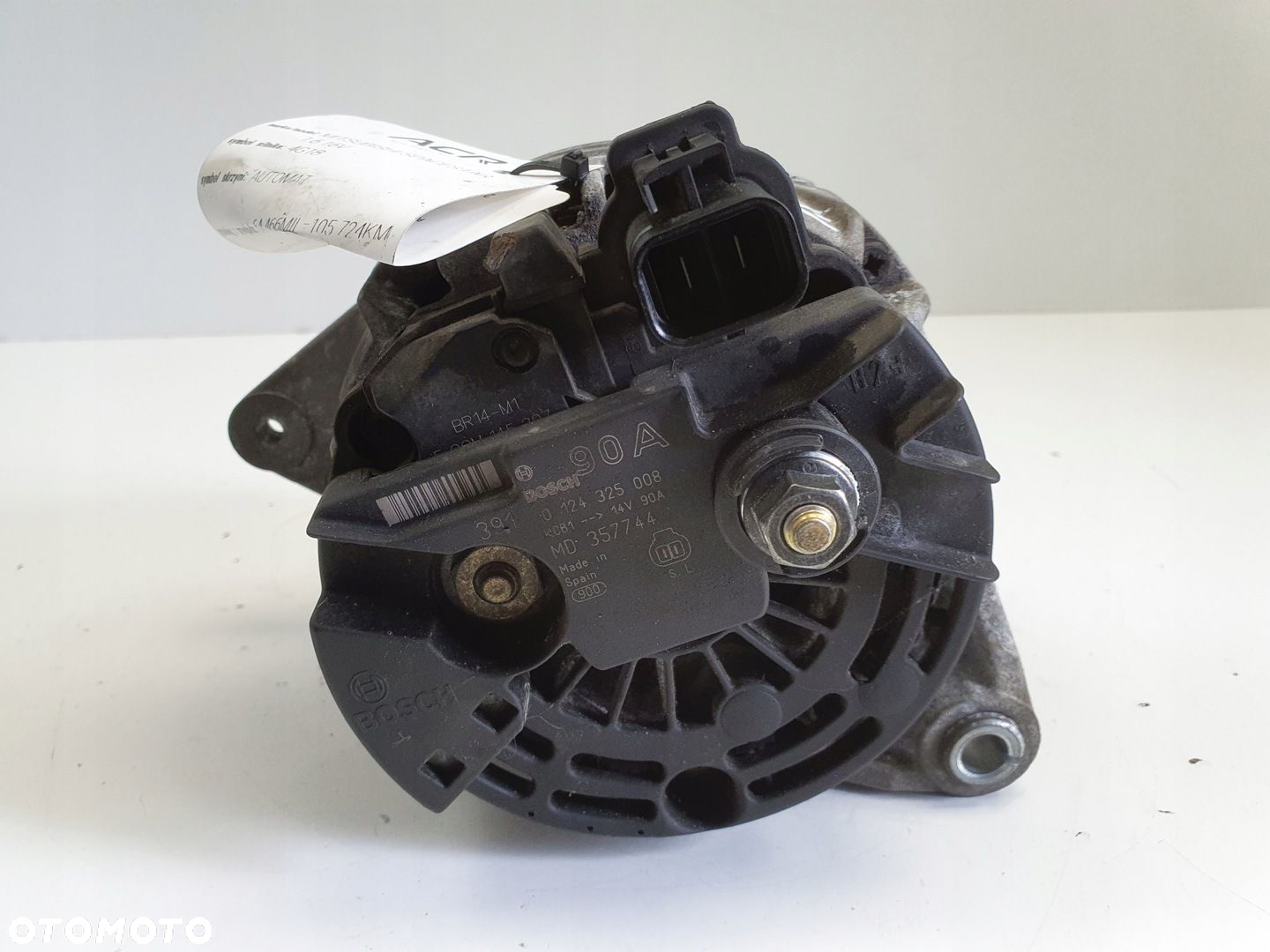 Space Star 1.6 16V ALTERNATOR 0124325008 90A bosch - 4