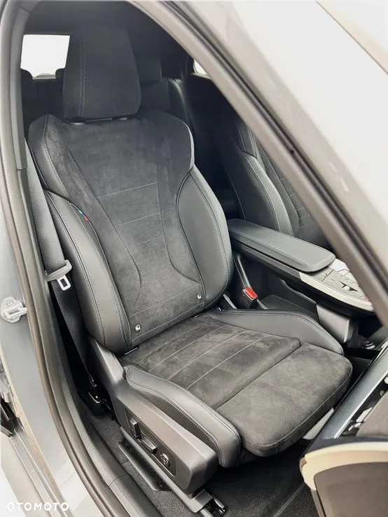 BMW X2 - 33