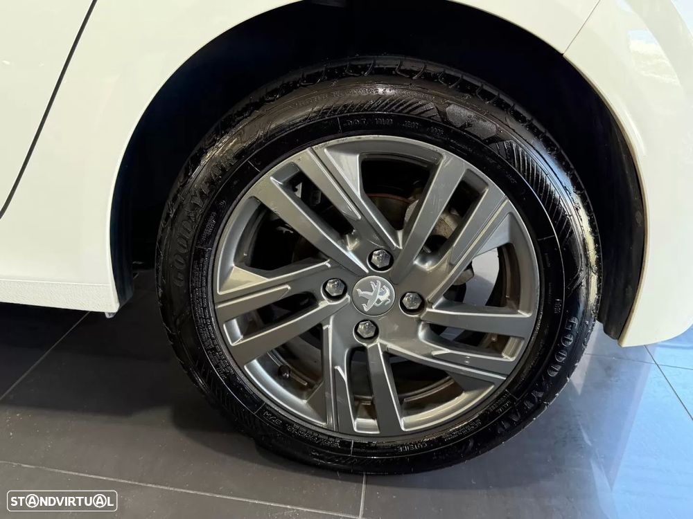Peugeot 208 1.5 BlueHDi Active Pack - 25