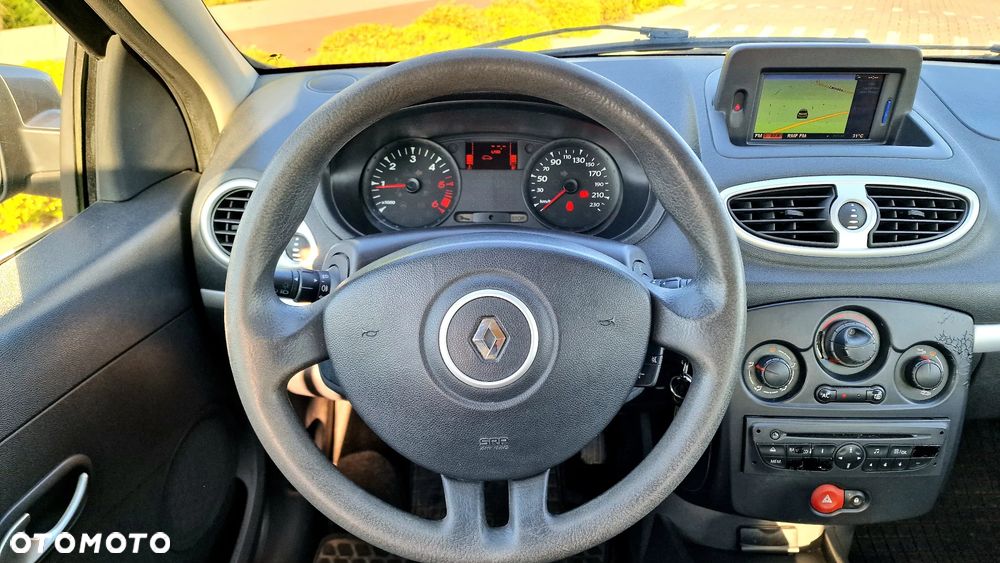 Renault Clio 1.5 dCi Fairway - 27