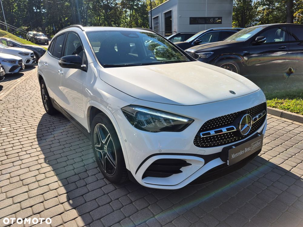 Mercedes-Benz GLA 200 AMG Line - 5