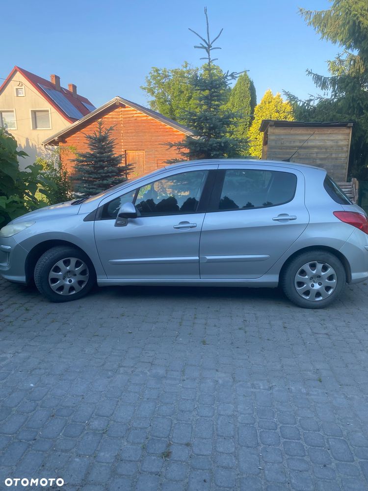Peugeot 308 - 1