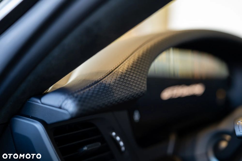 Porsche 911 GT3 Touring PDK - 24