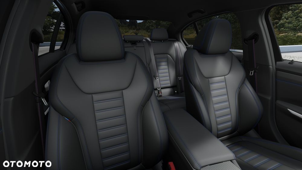 BMW Seria 3 320d xDrive M Sport - 12