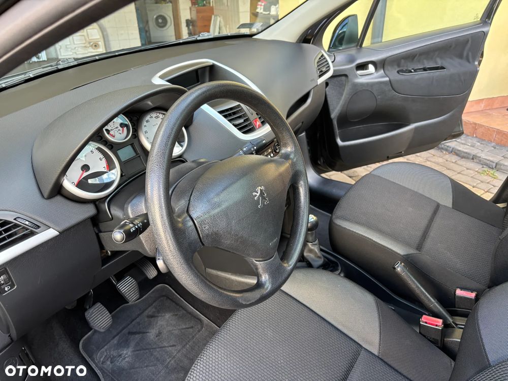 Peugeot 207 95 VTi Premium - 13