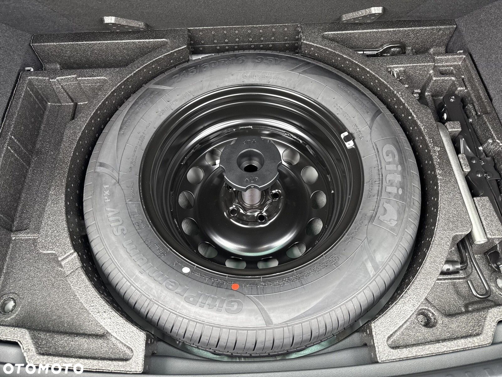 Skoda Karoq 1.5 TSI ACT Sportline DSG - 28
