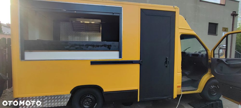 Mercedes-Benz Sprinter - 8