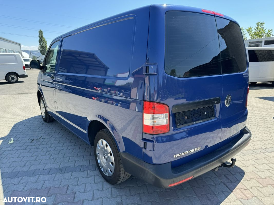 Volkswagen Transporter T5 - 4