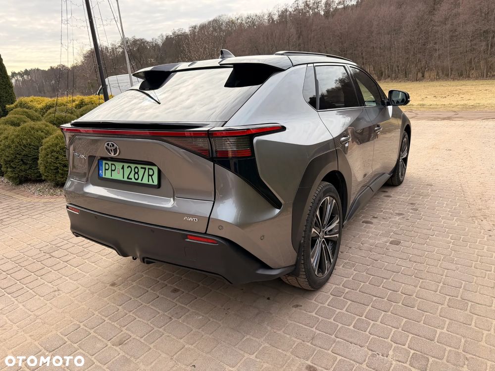 Toyota bZ4X 71.4kWh 4x4 Executive - 4