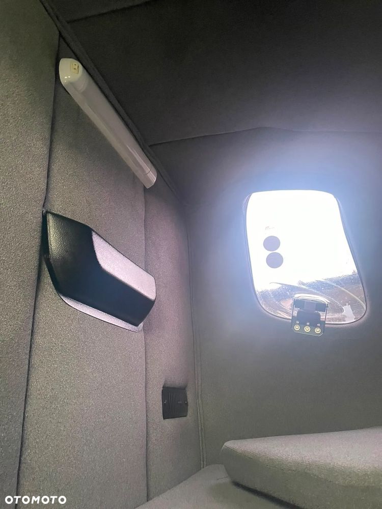 Mercedes-Benz Sprinter 317 PLANDEKA 10EP 170KM 2022 - 12