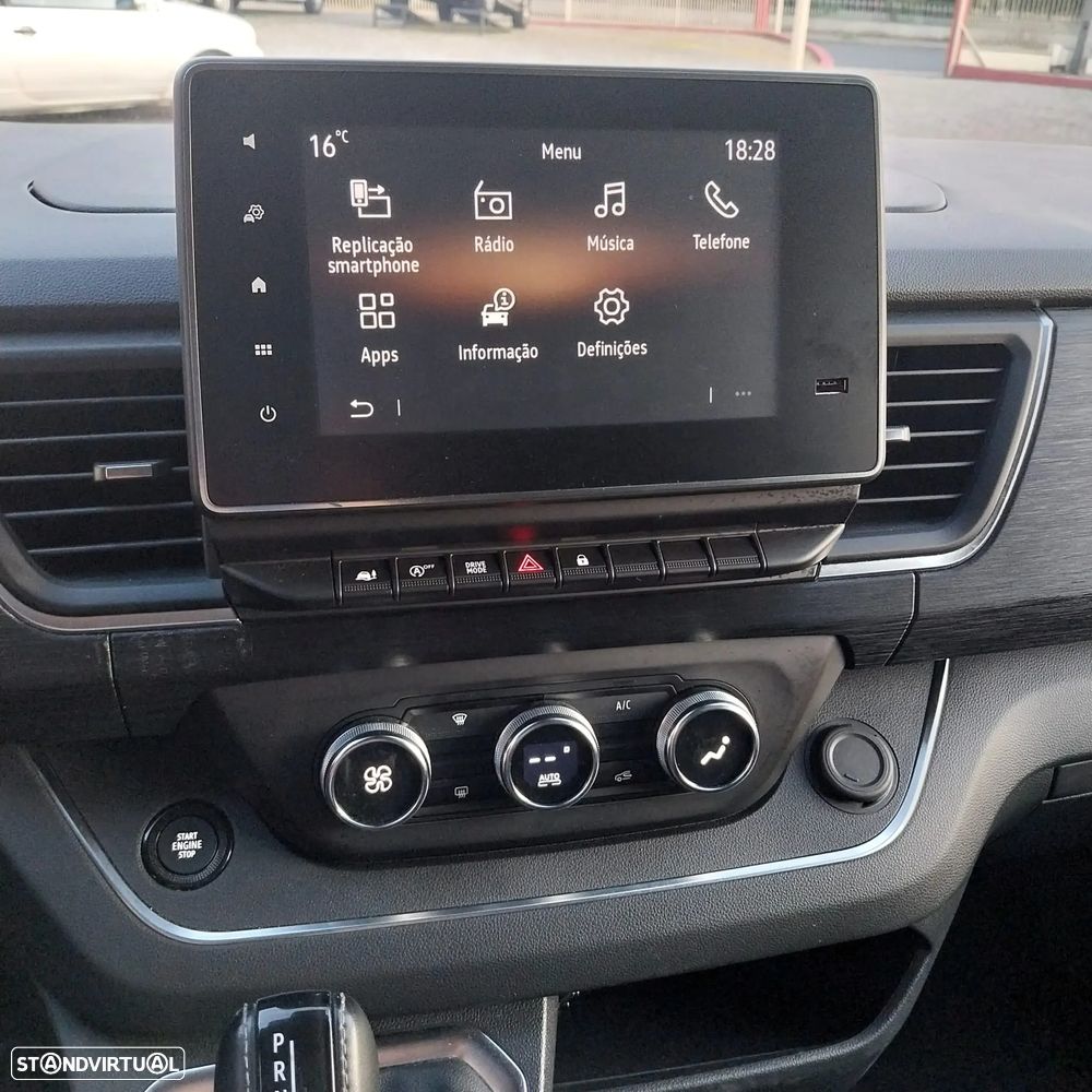 Renault Trafic 2.0 dCi L2H1 1.2T EDC - 9