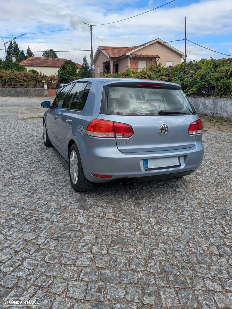 VW Golf 2.0 TDi DPF Comfortline - 2