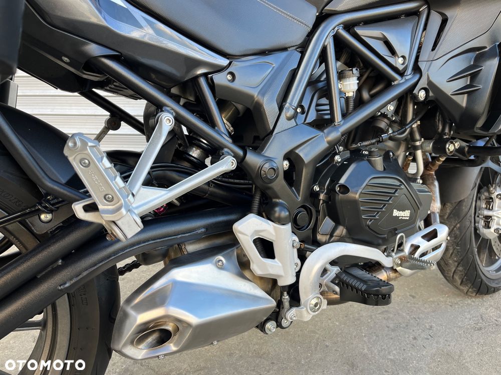 Benelli TRK 502 - 17